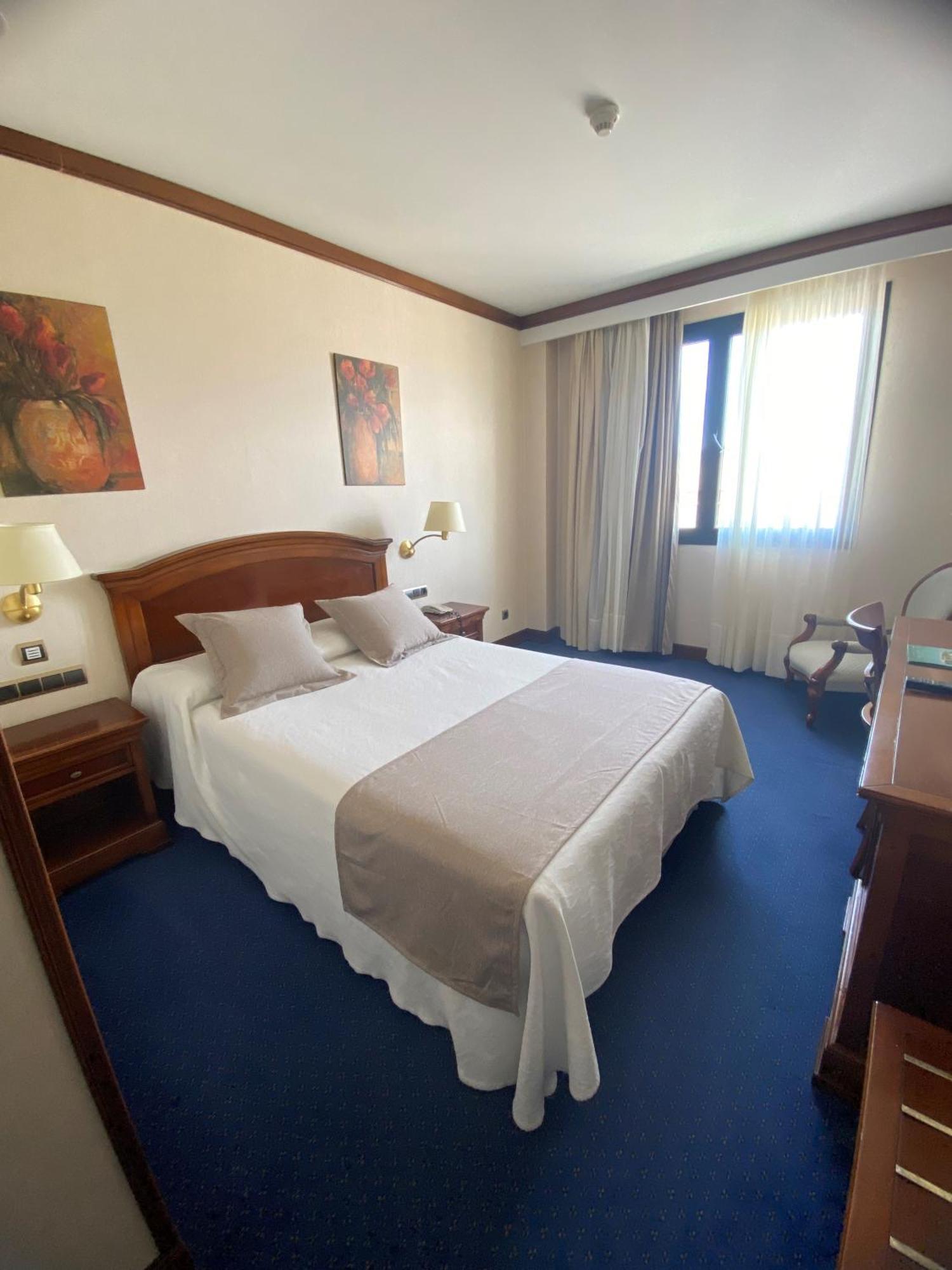 Hotel Villa De Almazán Εξωτερικό φωτογραφία