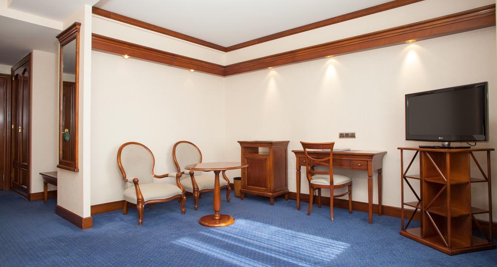 Hotel Villa De Almazán Εξωτερικό φωτογραφία